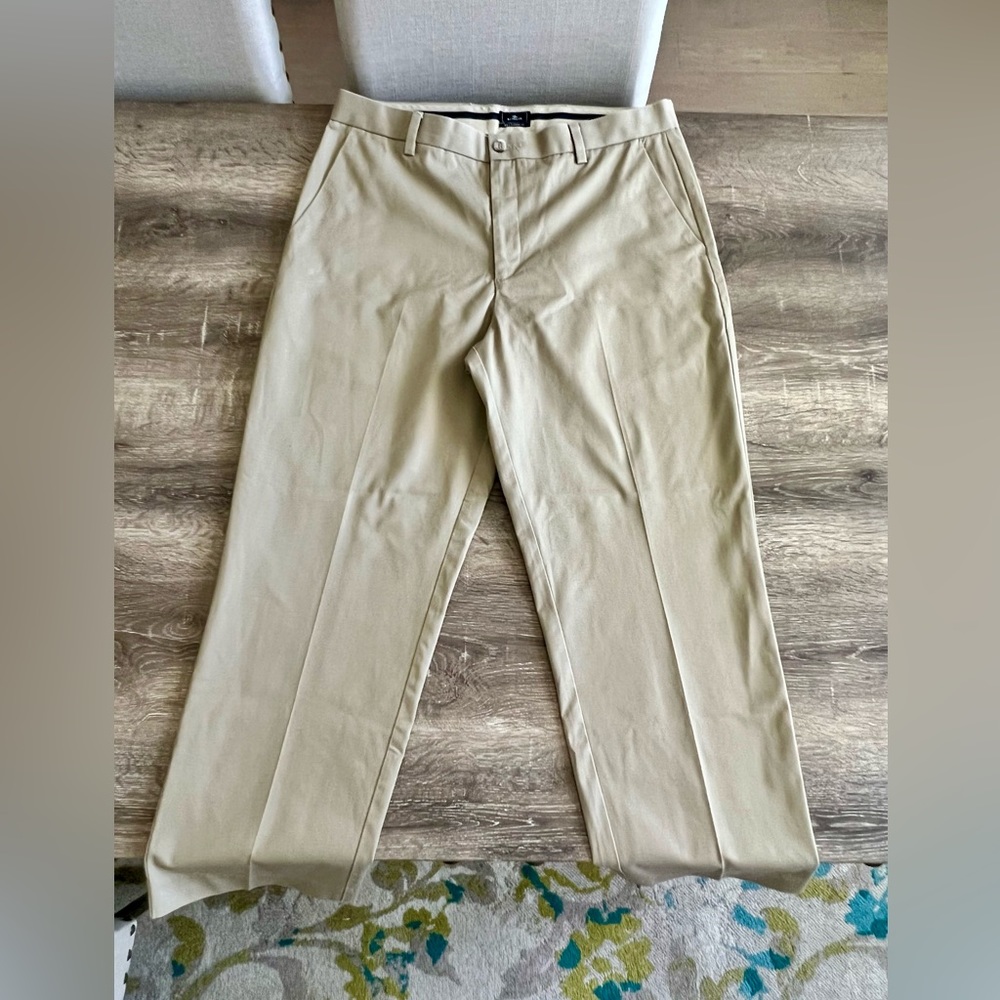 Men’s Docker Khaki Flat Front Chinos-Style D3, Classic Fit - 36x30